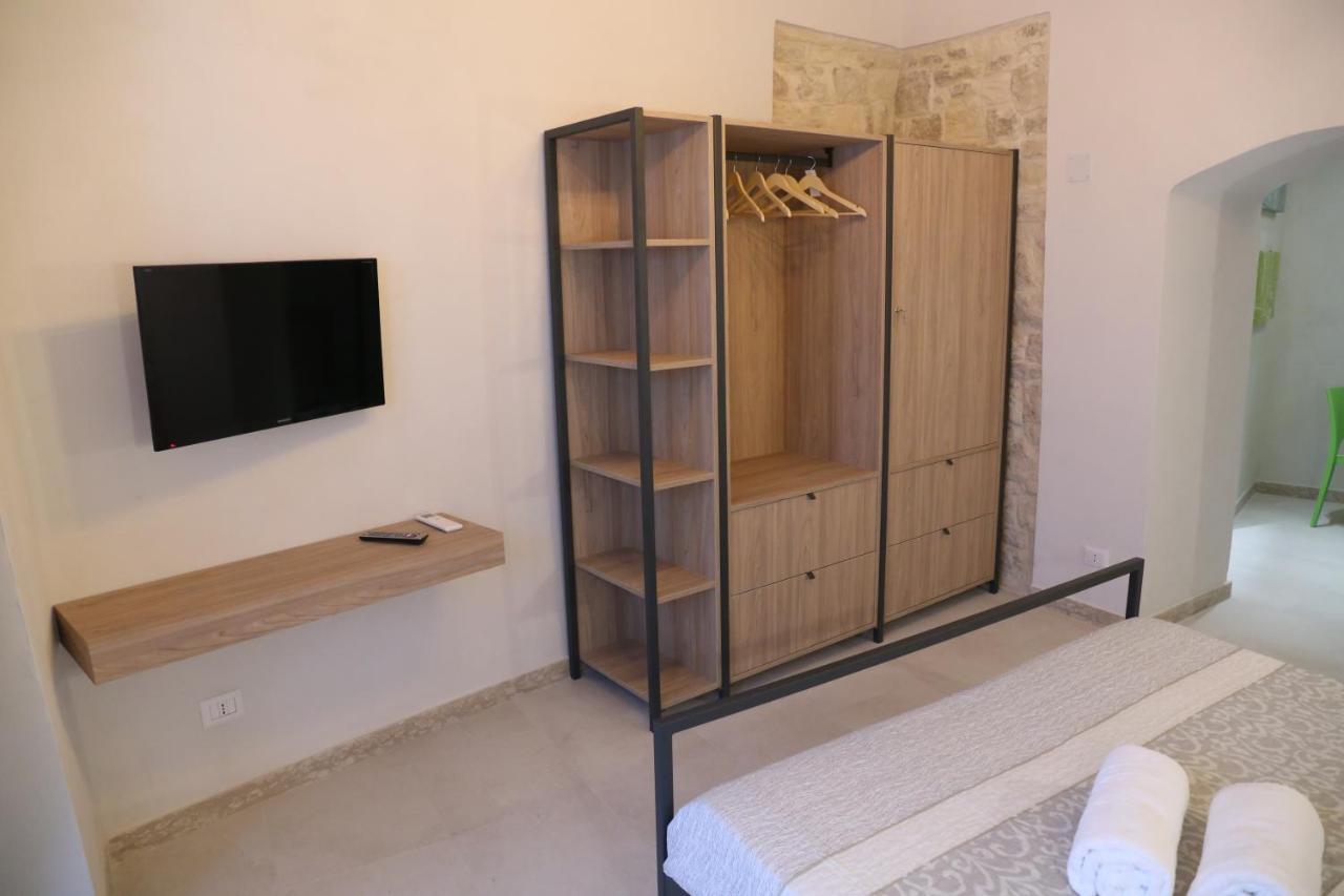Locus Pendinelli Trani B&B 외부 사진